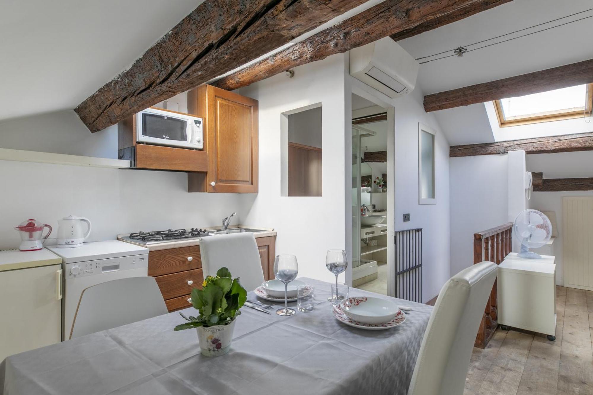 Nice Lovely Attic For 4 Person With Wifi - A/C Venice Exterior photo